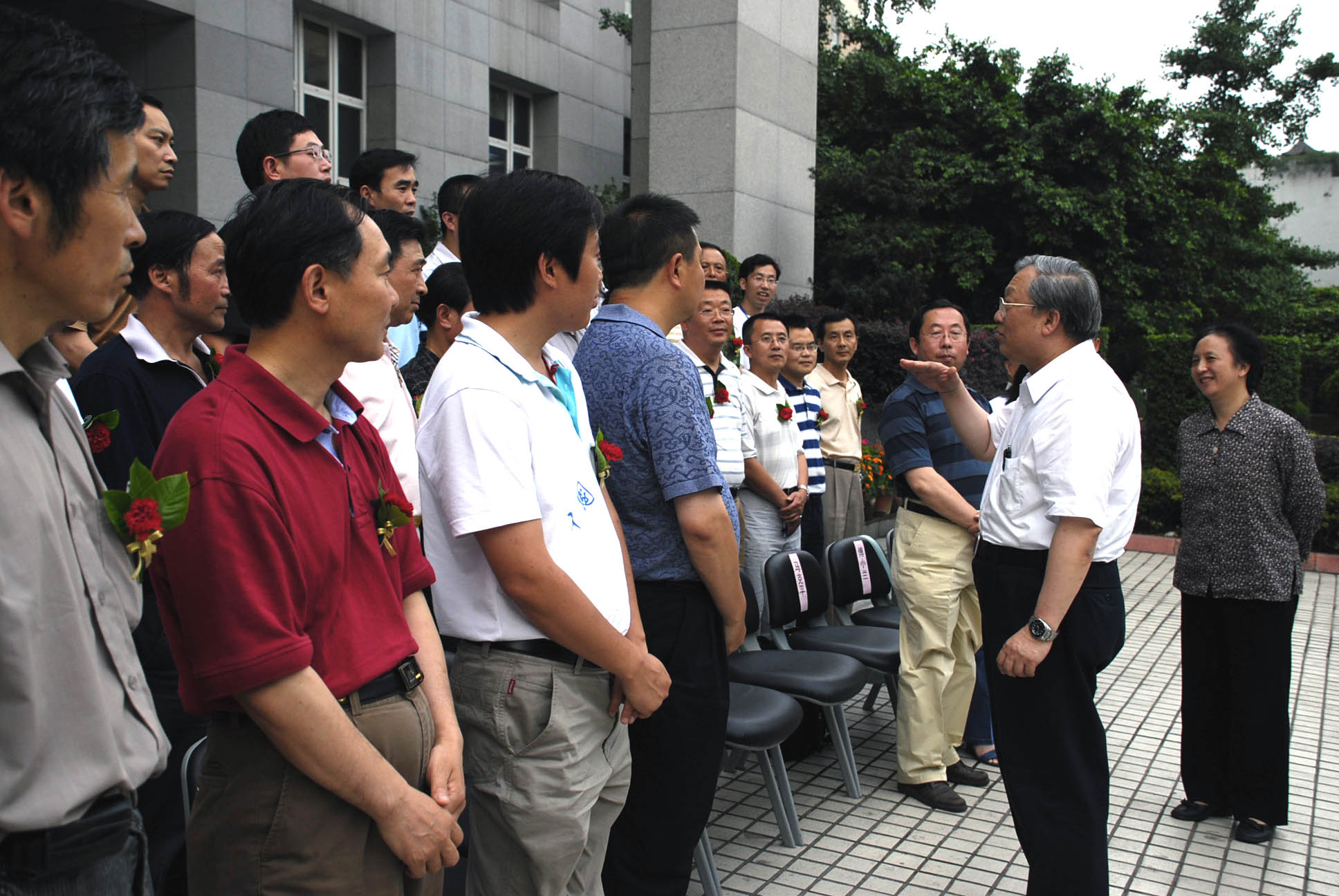 路院長(cháng)會(huì )見(jiàn)成都分院抗震救災先進(jìn)個(gè)人代表